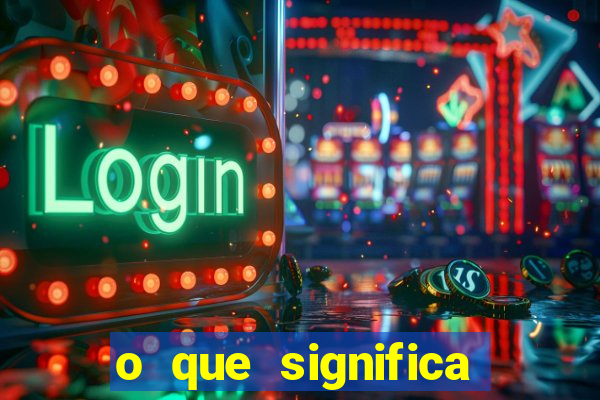 o que significa sonhar dobrando roupas